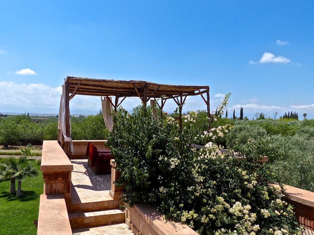 Le Cazar Hotel El Ain Екстериор снимка