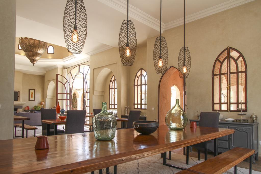 Le Cazar Hotel El Ain Екстериор снимка