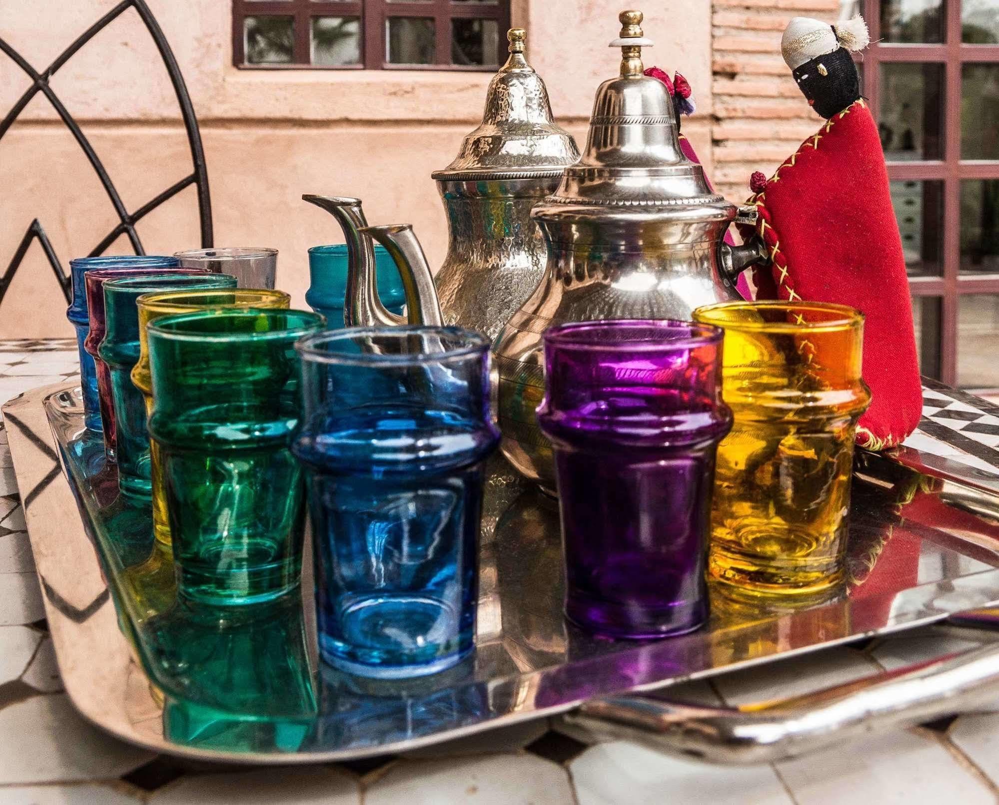 Le Cazar Hotel El Ain Екстериор снимка